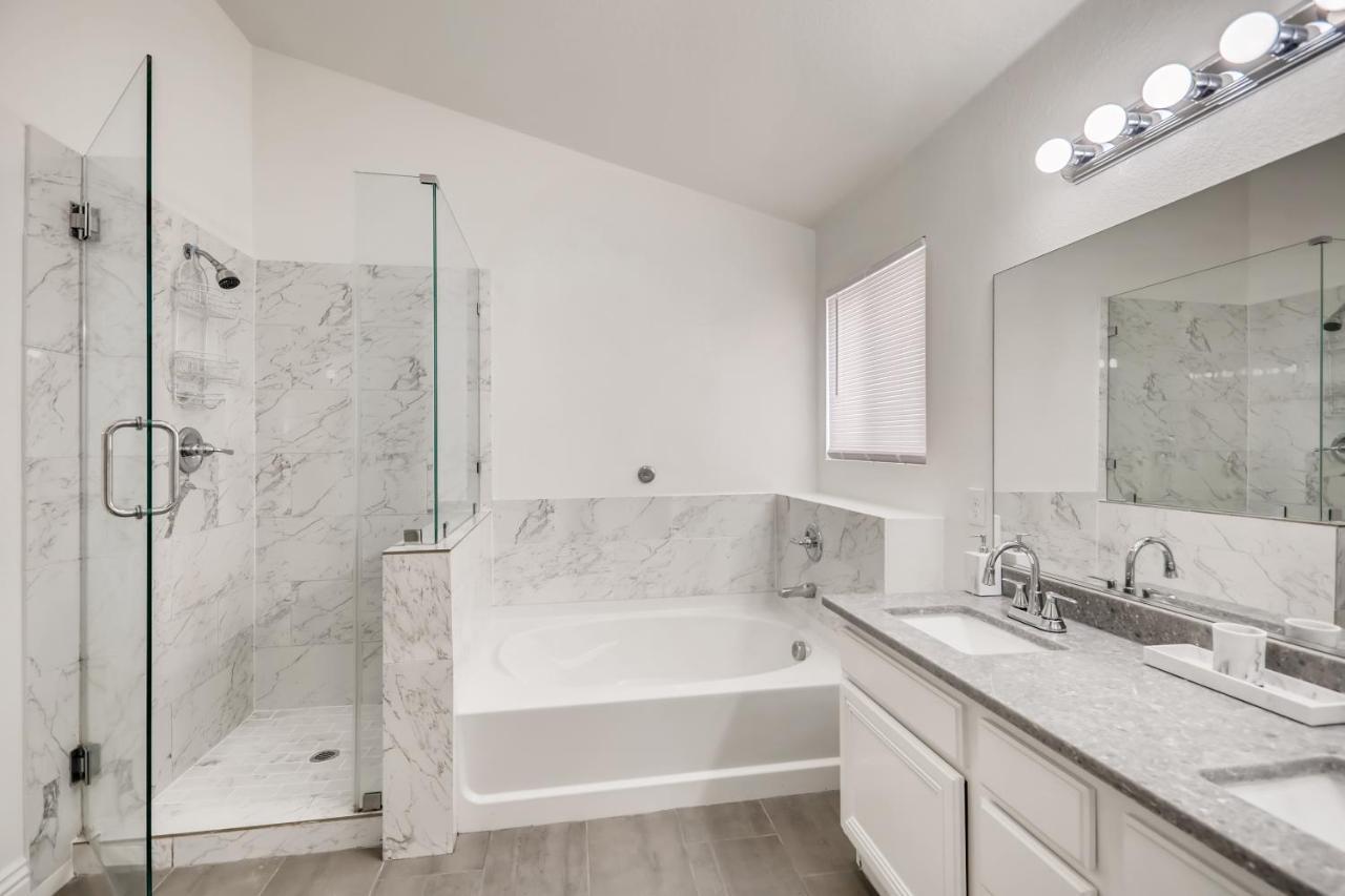Luxurious House With A Pool, Spa, And Patio, Sleeps 6 Comfortably Las Vegas Exteriér fotografie