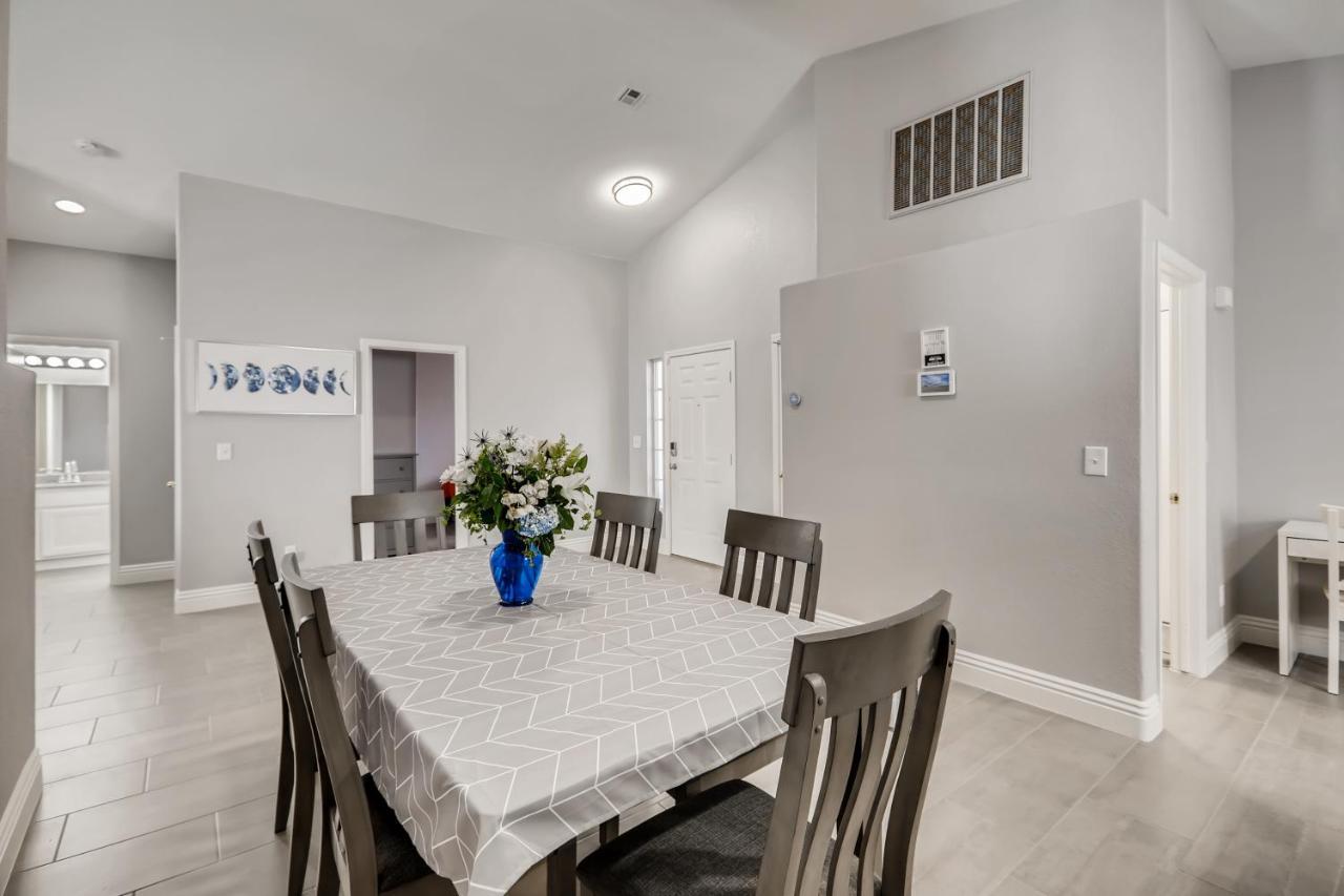 Luxurious House With A Pool, Spa, And Patio, Sleeps 6 Comfortably Las Vegas Exteriér fotografie