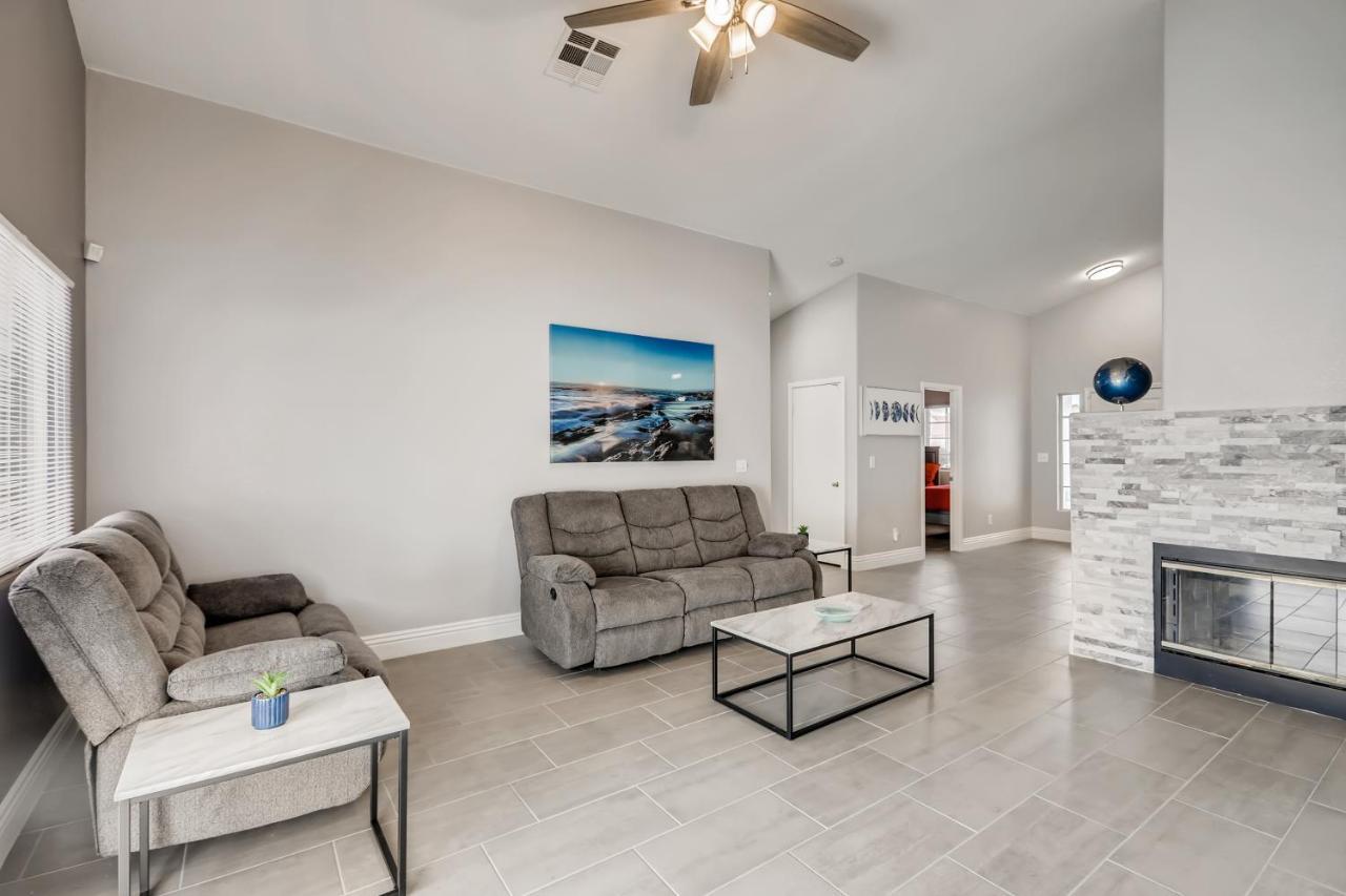 Luxurious House With A Pool, Spa, And Patio, Sleeps 6 Comfortably Las Vegas Exteriér fotografie